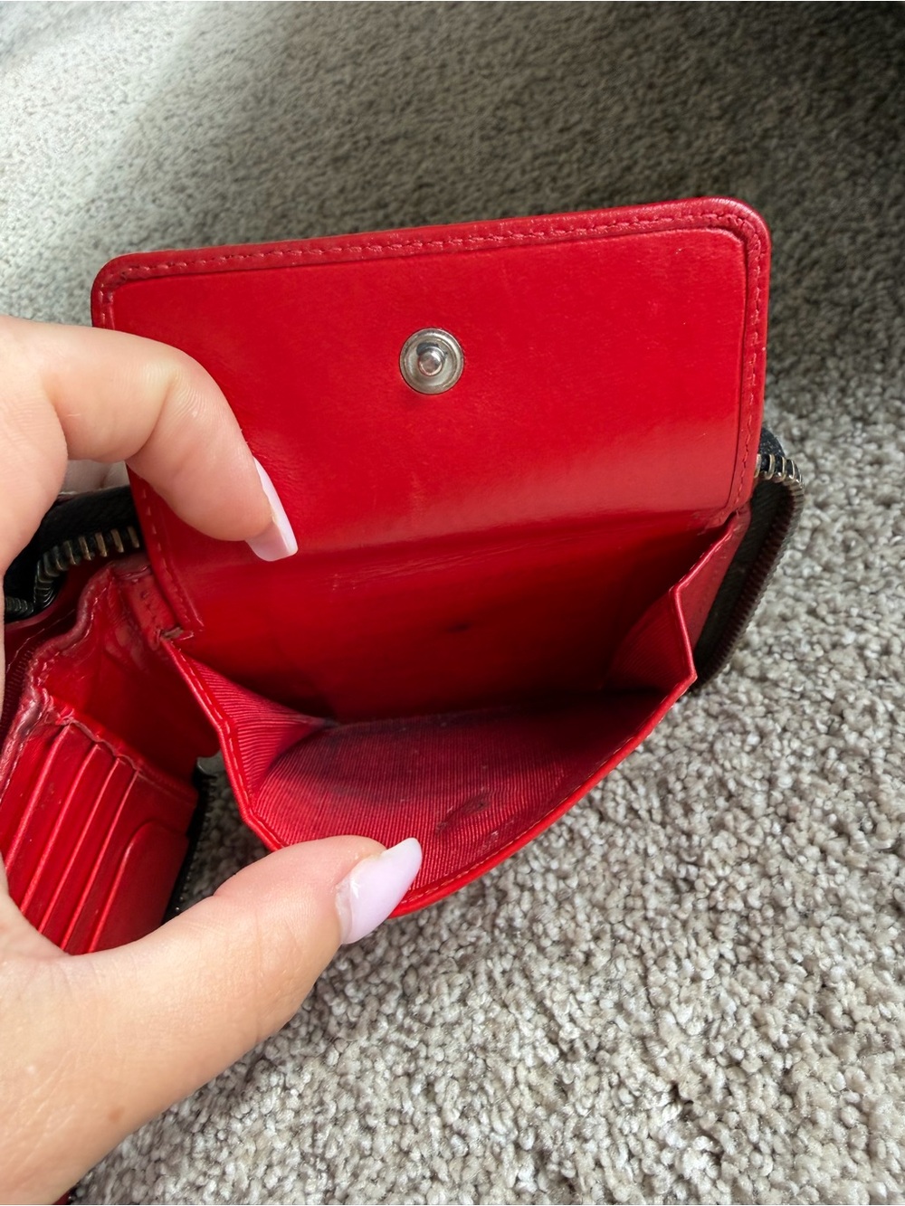 Christian Louboutin Paros Spiked Leather Zip Wallet Black Red - Picture 6 of 7